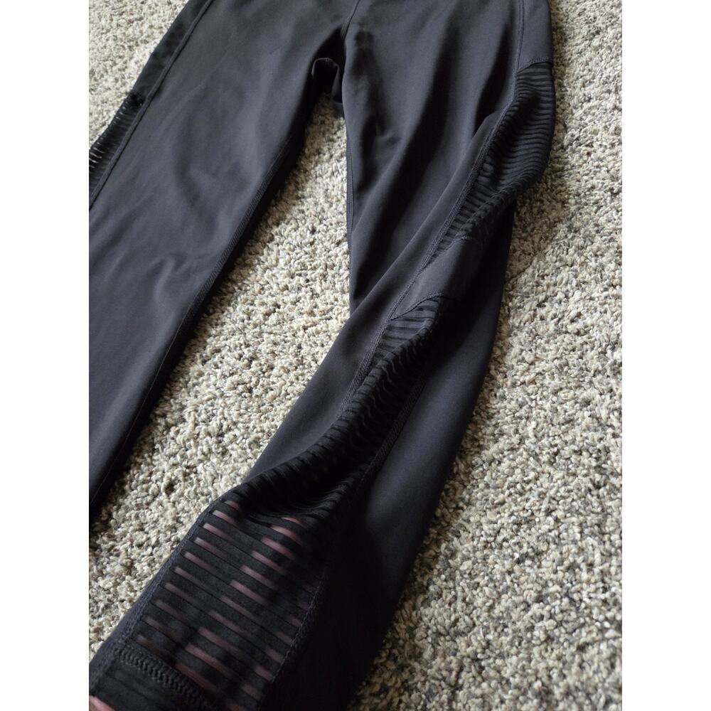 WalkPop Black Crop Workout Leggings with Sheer Moto Mesh Sides Woman Size Medium - Picture 3 of 7